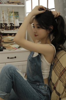 局长含了一整晚我的奶头